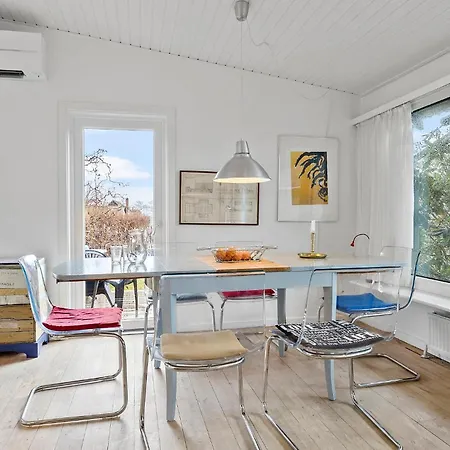 Gorgeous In With Kitchen